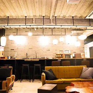  호스텔 Waves Nakameguro